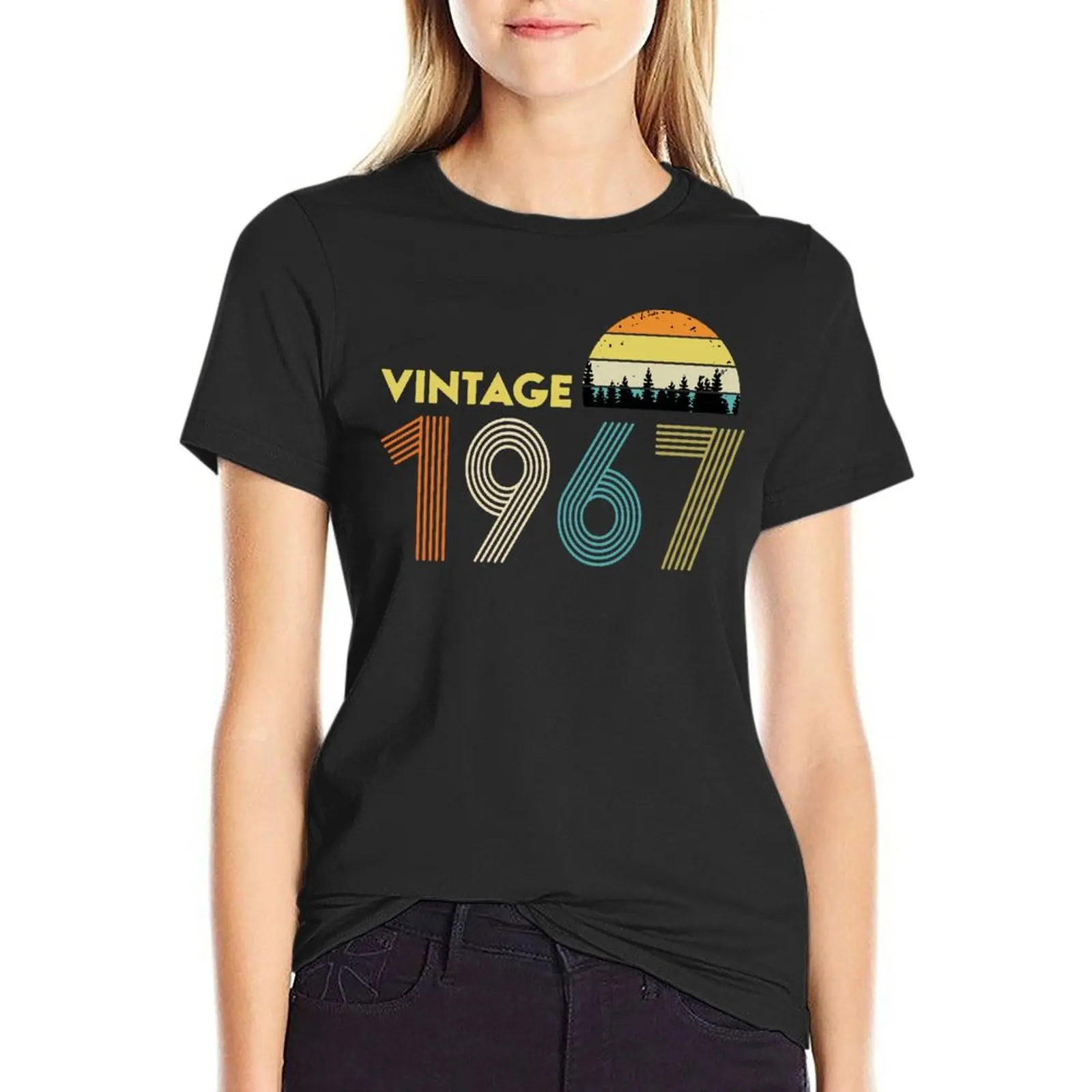Винтажные подарочные футболки большого размера на День Матери 1967, фирменная Женская одежда, уличная одежда из 100% хлопка, футболка размера м...
Винтажные подарочные футболки большого размера на День Матери 1967, фирменная Женская одежда, уличная одежда из 100% хлопка, футболка размера м...