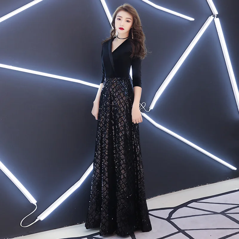 Black Women Velour Evening Dress Sexy Suit Collar Stripes Sequins Pleated Dresses Plus Size 3XL Chorus Performance Gown Skirts
Black Women Velour Evening Dress Sexy Suit Collar Stripes Sequins Pleated Dresses Plus Size 3XL Chorus Performance Gown Skirts
