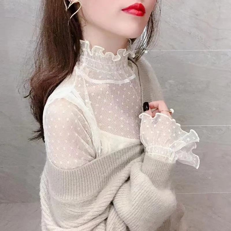 Collar Lace Bottomed Blouse Winter New Interior Perspective Yarn Foreign Style Wooden Ear Edge European
Collar Lace Bottomed Blouse Winter New Interior Perspective Yarn Foreign Style Wooden Ear Edge European