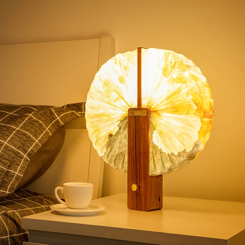 2022 New Design Rechargeable OM Lamp Folding Night Light Home Decor Bedside Led Table Lamp
2022 New Design Rechargeable OM Lamp Folding Night Light Home Decor Bedside Led Table Lamp