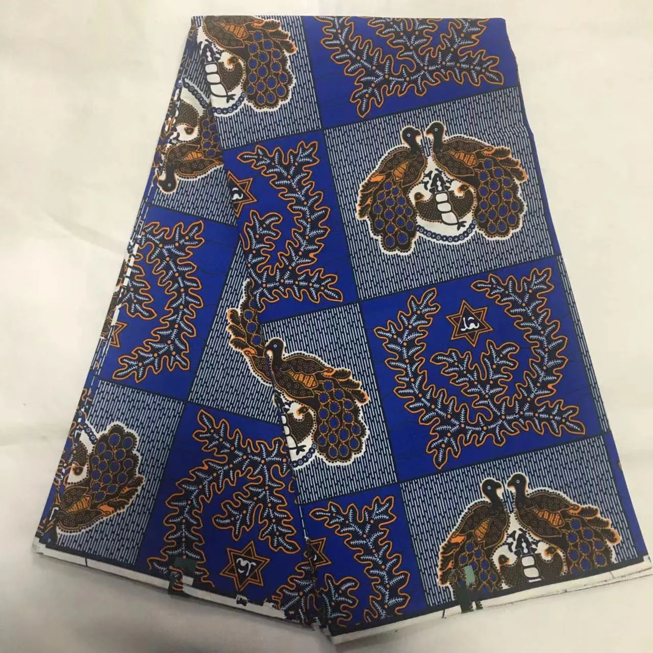Newest Real Dutch African Wax Prints Fabric High Quality 100% Cotton Ankara Clothing Nigerian Style Batik Materials 6 Yards/lot 
Newest Real Dutch African Wax Prints Fabric High Quality 100% Cotton Ankara Clothing Nigerian Style Batik Materials 6 Yards/lot