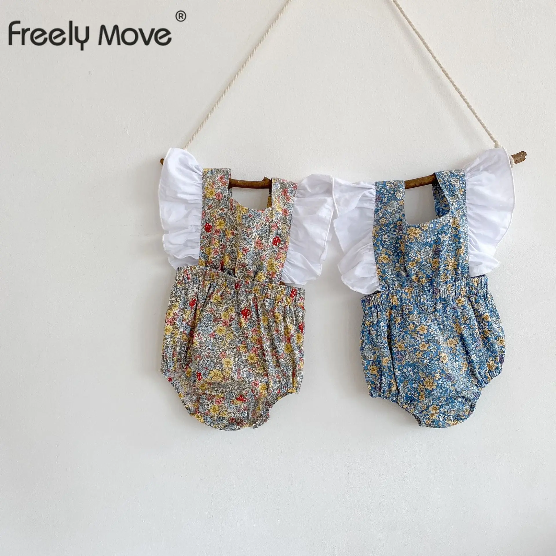 Детский комбинезон из хлопка и льна, с цветочным принтом и открытой спиной 
Детский комбинезон из хлопка и льна, с цветочным принтом и открытой спиной