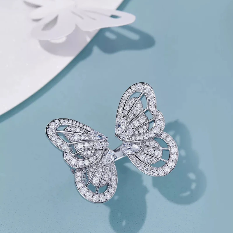 High Grade Butterfly Worm Shaped Crystal Adjustable Ring Miniature Rhinestone Female Wedding Jewelry Attends The Banquet
High Grade Butterfly Worm Shaped Crystal Adjustable Ring Miniature Rhinestone Female Wedding Jewelry Attends The Banquet