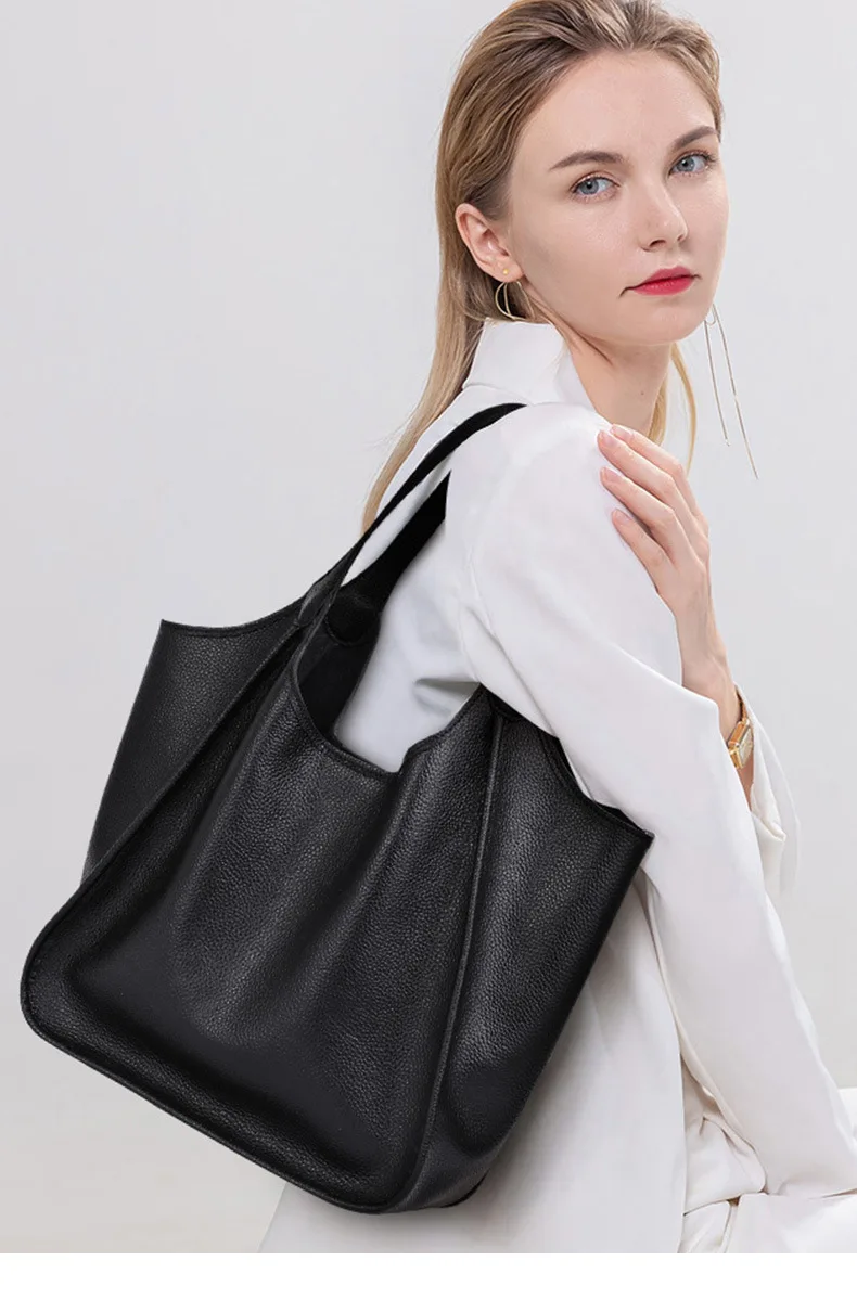 High Quality Genuine Leather Shoulder Bag Women's Cowhide Handbag Large Capacity Black Color Big Bags Classic Brand Ladies Bolsa
High Quality Genuine Leather Shoulder Bag Women's Cowhide Handbag Large Capacity Black Color Big Bags Classic Brand Ladies Bolsa