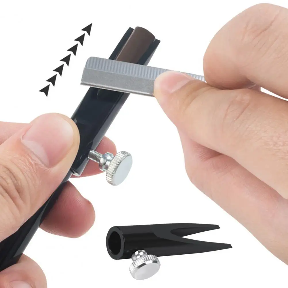 Точилка для карандашей для бровей многофункциональный инструмент для заточки карандашей, инструмент для макияжа, U-образная точилка для бр... 
Точилка для карандашей для бровей многофункциональный инструмент для заточки карандашей, инструмент для макияжа, U-образная точилка для бр...