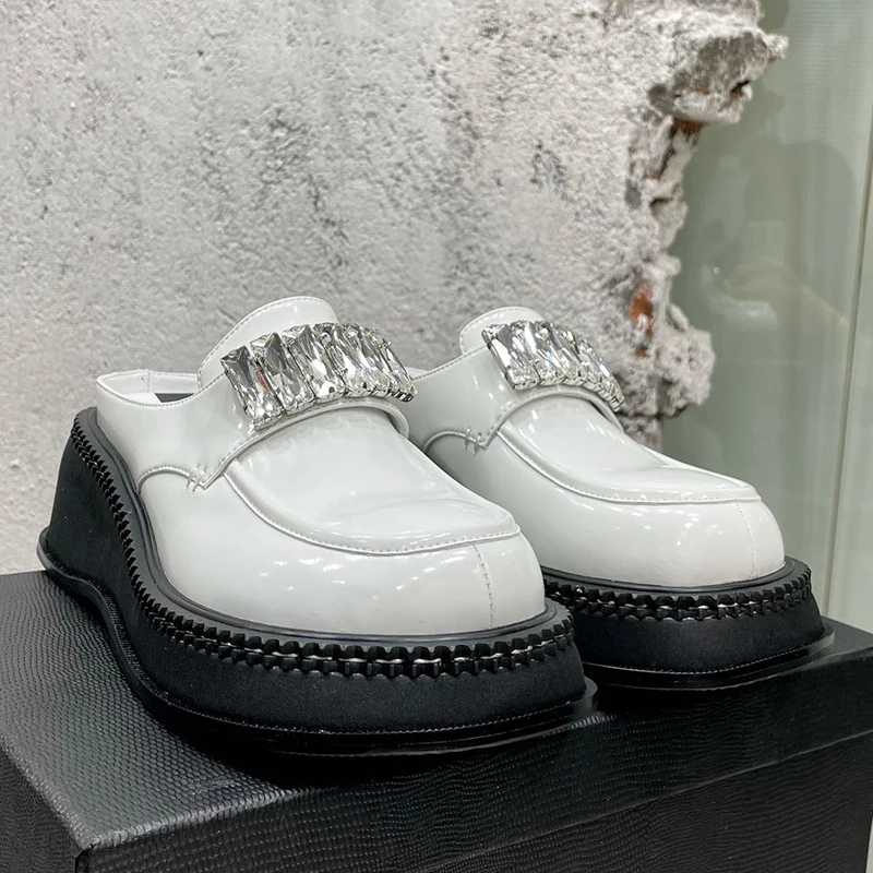 Simple Fashion Round Toe Mixed Colors Slippers Summer Increase All-match Shoes Genuine Leather Rhinestone Design Women's Shoes
Simple Fashion Round Toe Mixed Colors Slippers Summer Increase All-match Shoes Genuine Leather Rhinestone Design Women's Shoes