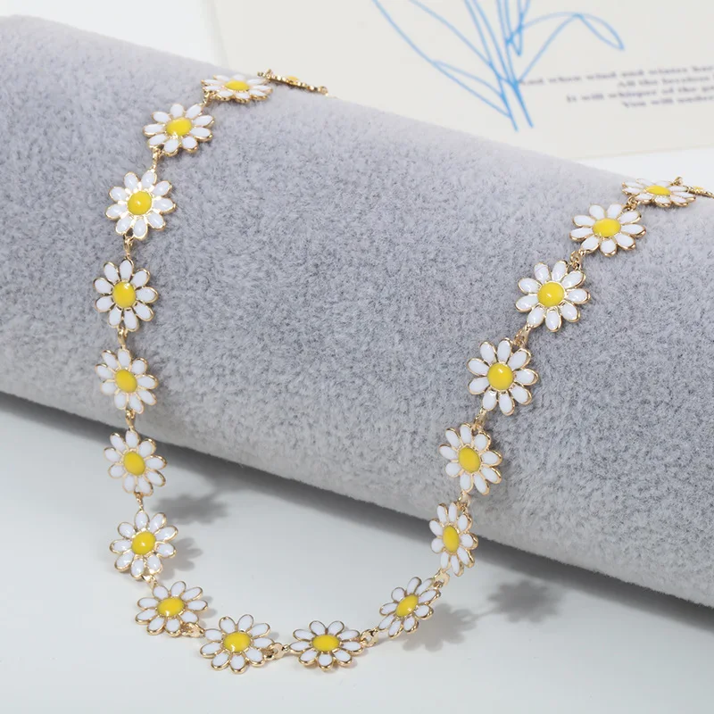 Cute Flowers Necklace Earrings Bracel For Women Y2K Trendy Korean Silver Color Chain Jewelry Streetwear Accessories
Cute Flowers Necklace Earrings Bracel For Women Y2K Trendy Korean Silver Color Chain Jewelry Streetwear Accessories