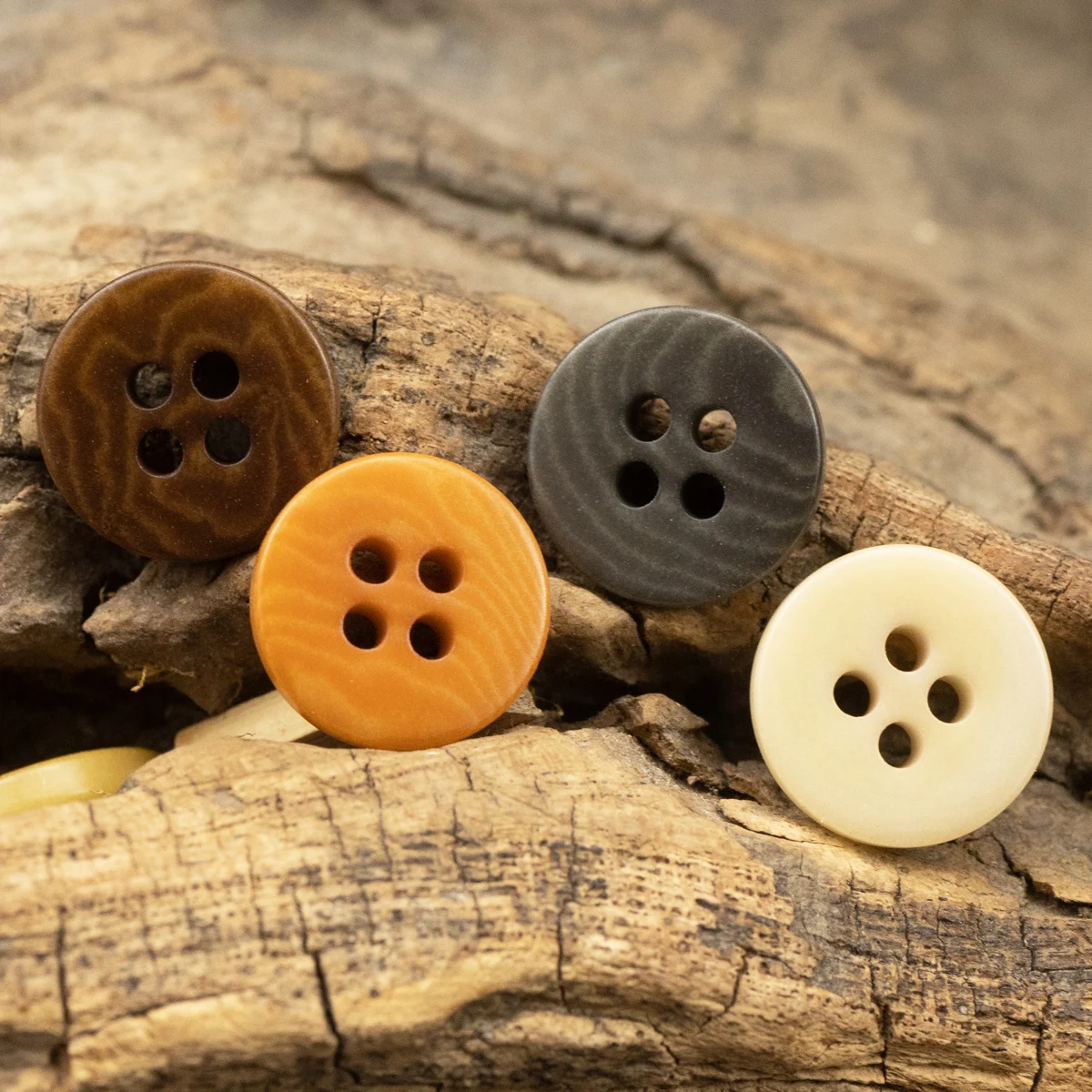 12pcs Plain Corozo Buttons For Clothing Salmon Brown Beige Grey Shirt Buttons Suit Sleeve Knitwear Sewing Accessories
12pcs Plain Corozo Buttons For Clothing Salmon Brown Beige Grey Shirt Buttons Suit Sleeve Knitwear Sewing Accessories