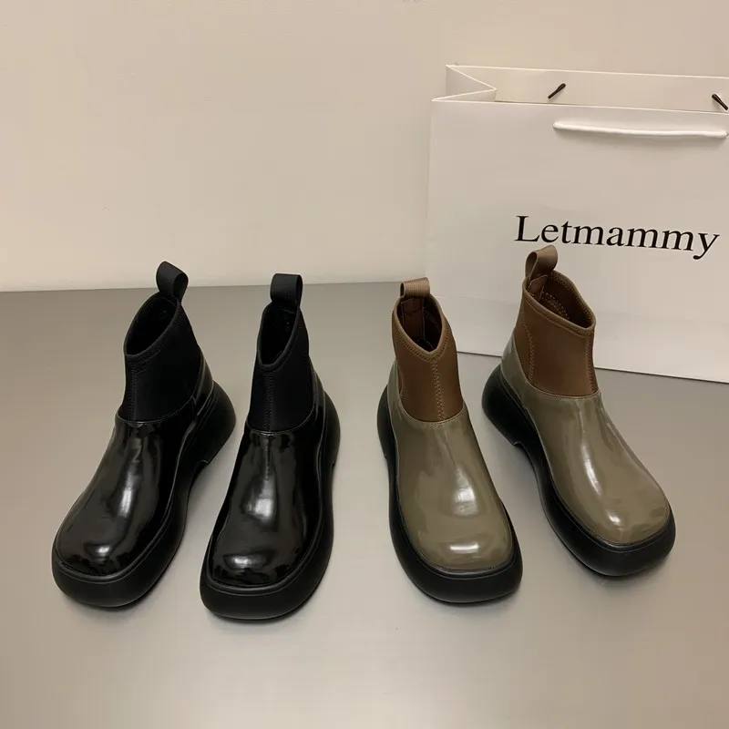 Женские ботильоны на толстой подошве bailos, высокие модные короткие сапоги, женские короткие ботинки челси в британском стиле для колледжа, к...
Женские ботильоны на толстой подошве bailos, высокие модные короткие сапоги, женские короткие ботинки челси в британском стиле для колледжа, к...