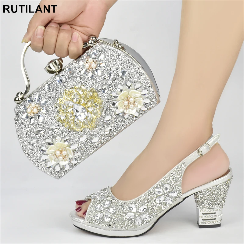 New High Quality Luxury Women Shoes for Wedding Nigerian Matching Shoes and Bag Sets Wholesale 2023 Wedding Shoes and Matching
New High Quality Luxury Women Shoes for Wedding Nigerian Matching Shoes and Bag Sets Wholesale 2023 Wedding Shoes and Matching