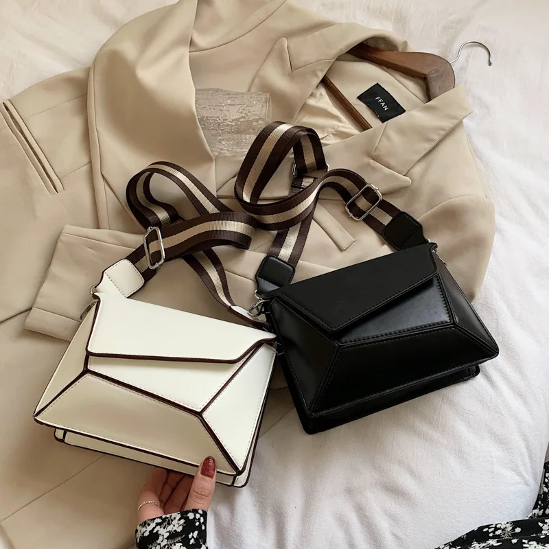 Nubuck Leather Stitching Geometric Crossbody Bags for Women Solid Color Wide Strap Small Square Bags Shoulder Messenger Bag New
Nubuck Leather Stitching Geometric Crossbody Bags for Women Solid Color Wide Strap Small Square Bags Shoulder Messenger Bag New