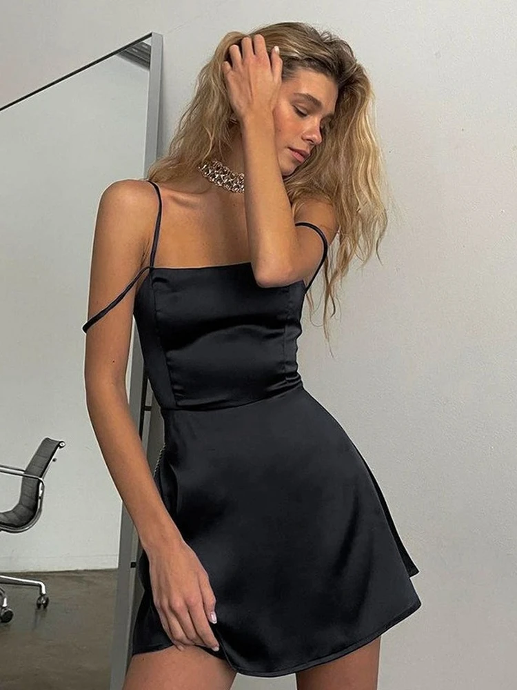 Lace Up Women A Line Satin Strap Mini Dress Backless Sexy Party Elegant Club Festival Summer Clothes vestido clothes drsses robe
Lace Up Women A Line Satin Strap Mini Dress Backless Sexy Party Elegant Club Festival Summer Clothes vestido clothes drsses robe