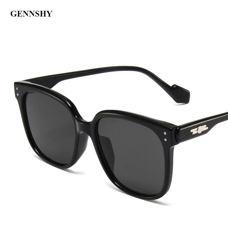 2022 New Korean Big Sunglasses Women Men Fashion Square Eyeglasses With Nails Luxury Brand Design Black Frame Ocean Lenses UV400
2022 New Korean Big Sunglasses Women Men Fashion Square Eyeglasses With Nails Luxury Brand Design Black Frame Ocean Lenses UV400