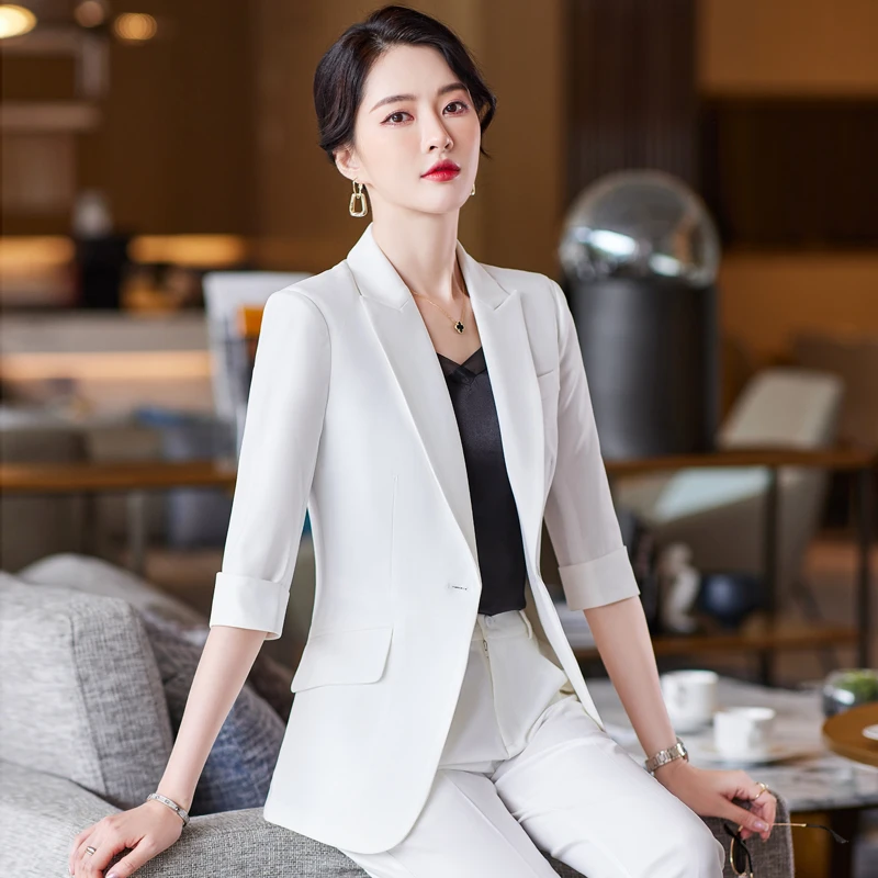 Korean spring suit large size office women business white-collar formal professional dress work clothes Light blue suit pants
Korean spring suit large size office women business white-collar formal professional dress work clothes Light blue suit pants