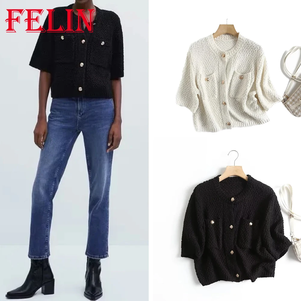 TRAF ZAZB Office Lady Knitted Cotton Cardigans Women Golden Buttons Pockets Vintage Fashion 2022 Sweaters Female Elegant Tops
TRAF ZAZB Office Lady Knitted Cotton Cardigans Women Golden Buttons Pockets Vintage Fashion 2022 Sweaters Female Elegant Tops