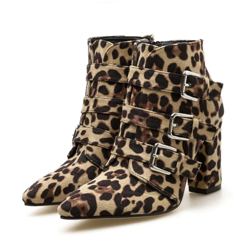 New Fashion Autumn Women casual Boots High Heels Shoes Women's thick heel work boots Sexy Motorcycle Booties For Females 35-40
New Fashion Autumn Women casual Boots High Heels Shoes Women's thick heel work boots Sexy Motorcycle Booties For Females 35-40