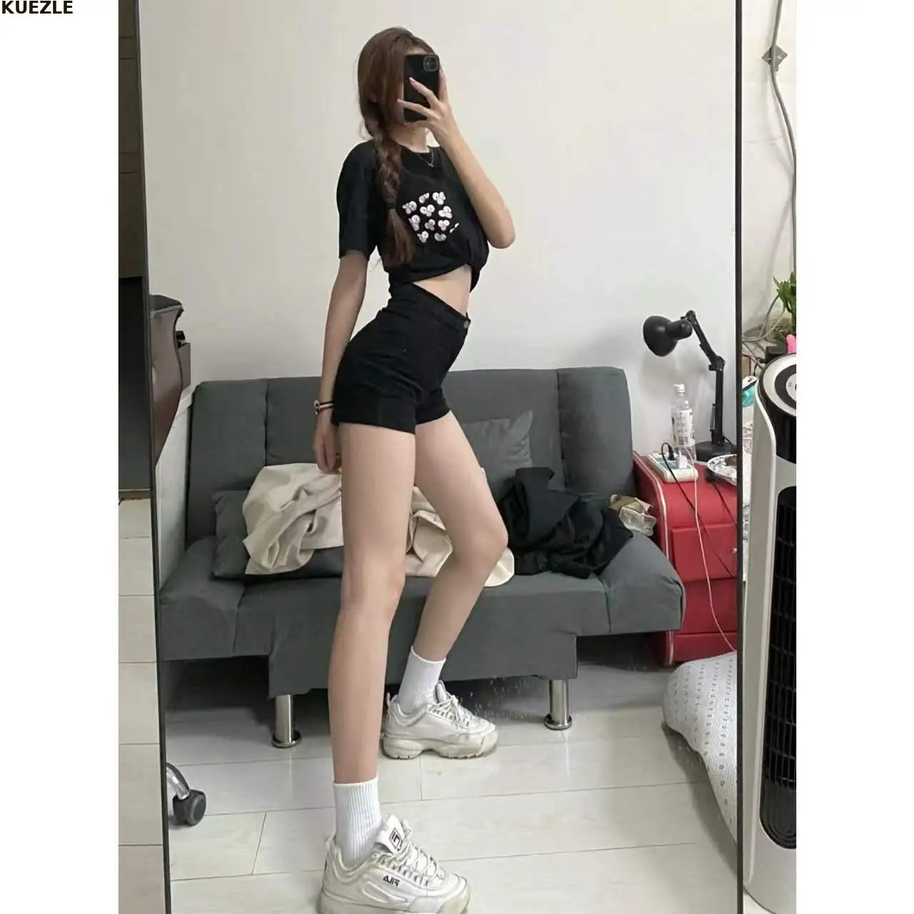Denim Shorts womens Dance Wear slim waist bag buttocks Summer Trend Dance Black Stretch Stretch Denim Shorts 
Denim Shorts womens Dance Wear slim waist bag buttocks Summer Trend Dance Black Stretch Stretch Denim Shorts