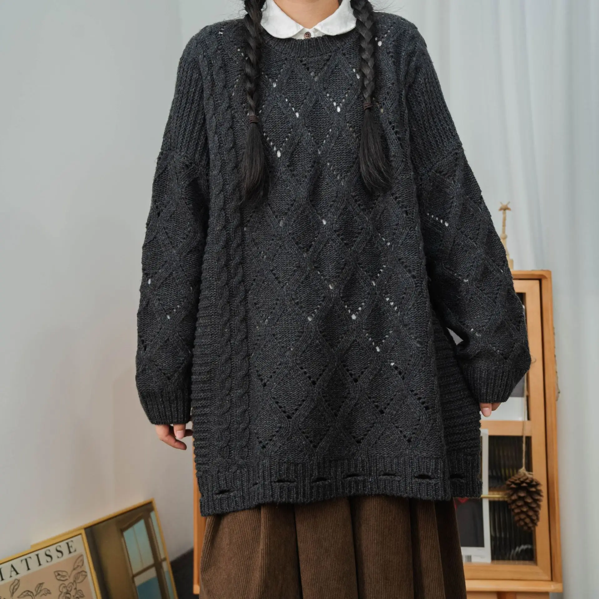 Pullover sweater for women 2022 winter pregnant women's new round neck thickened and loose Black
Pullover sweater for women 2022 winter pregnant women's new round neck thickened and loose Black