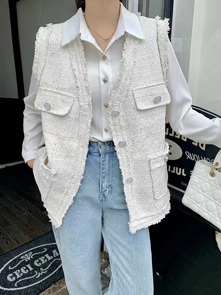SMTHMA New Autumn And Spring V Neck Tweed Vest Women Vintage Elegant Casual Sleeveless Jacket Tops French Style Chic Waistcoat
SMTHMA New Autumn And Spring V Neck Tweed Vest Women Vintage Elegant Casual Sleeveless Jacket Tops French Style Chic Waistcoat