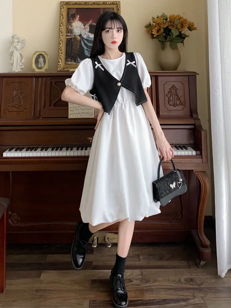 2022 Spring Summer Women Black Vest And White Dress 2PCS Suit Set Girls Casual Waistcoat And Short Sleeve Robe Twinset Female
2022 Spring Summer Women Black Vest And White Dress 2PCS Suit Set Girls Casual Waistcoat And Short Sleeve Robe Twinset Female