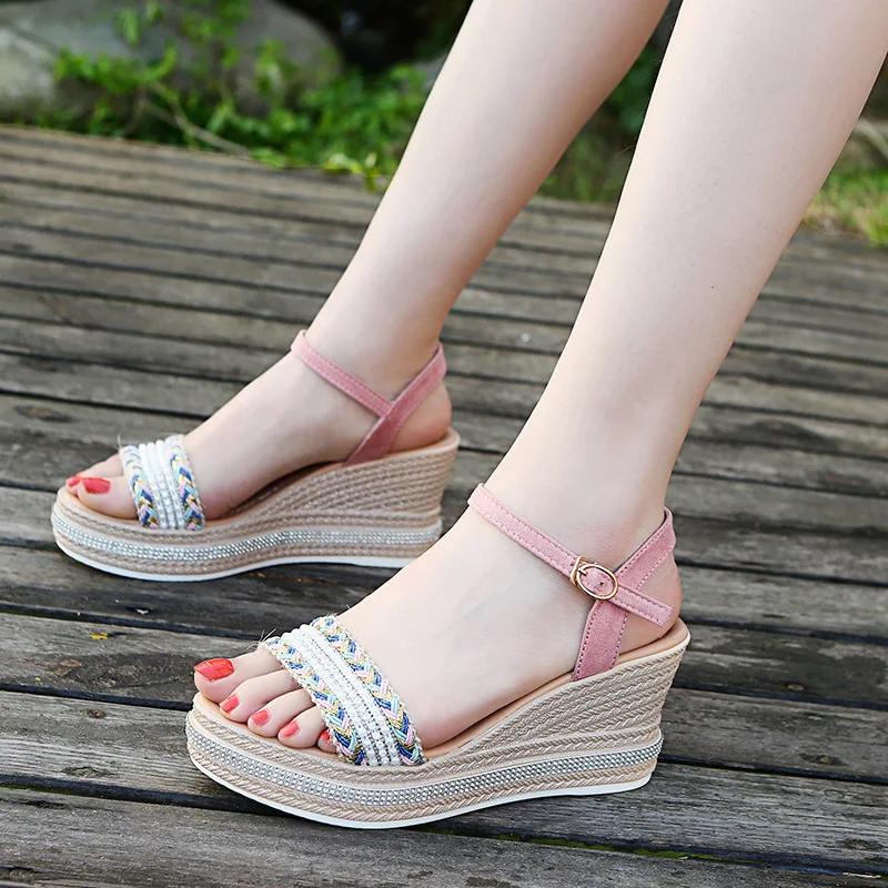 2023 Summer New Slope Heel Rhinestone Sandals for Women Fashion Knit Shoes for Women Thick Sole Sandals High Heels Women Shoes
2023 Summer New Slope Heel Rhinestone Sandals for Women Fashion Knit Shoes for Women Thick Sole Sandals High Heels Women Shoes