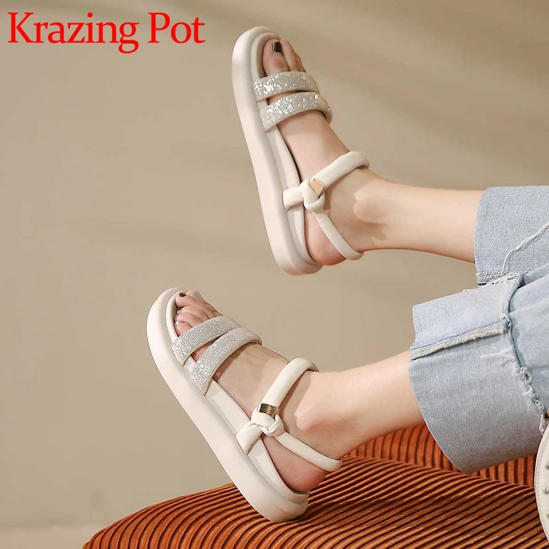 Krazing Pot Genuine Leather Summer Shoes Rhinestone Decoration High Street Fashion Solid Concise Style Cozy Women Sandals L83
Krazing Pot Genuine Leather Summer Shoes Rhinestone Decoration High Street Fashion Solid Concise Style Cozy Women Sandals L83