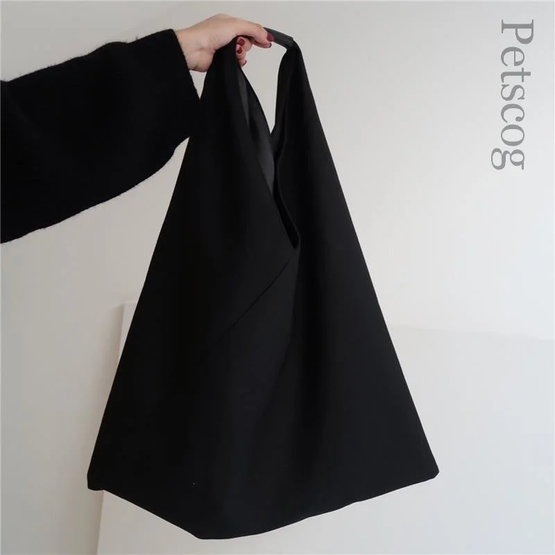 Fashion Trend Handbags For Girl Solid Large Capacity Hand Purse Designer Casual Women's Shoulder Bag
Fashion Trend Handbags For Girl Solid Large Capacity Hand Purse Designer Casual Women's Shoulder Bag