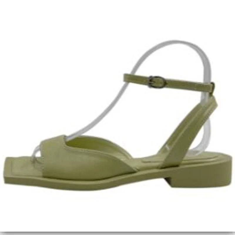 2022 New Summer Women's First Layer Cowhide Roman Sandals One Word with Thick Heel Casual Sandals Women
2022 New Summer Women's First Layer Cowhide Roman Sandals One Word with Thick Heel Casual Sandals Women