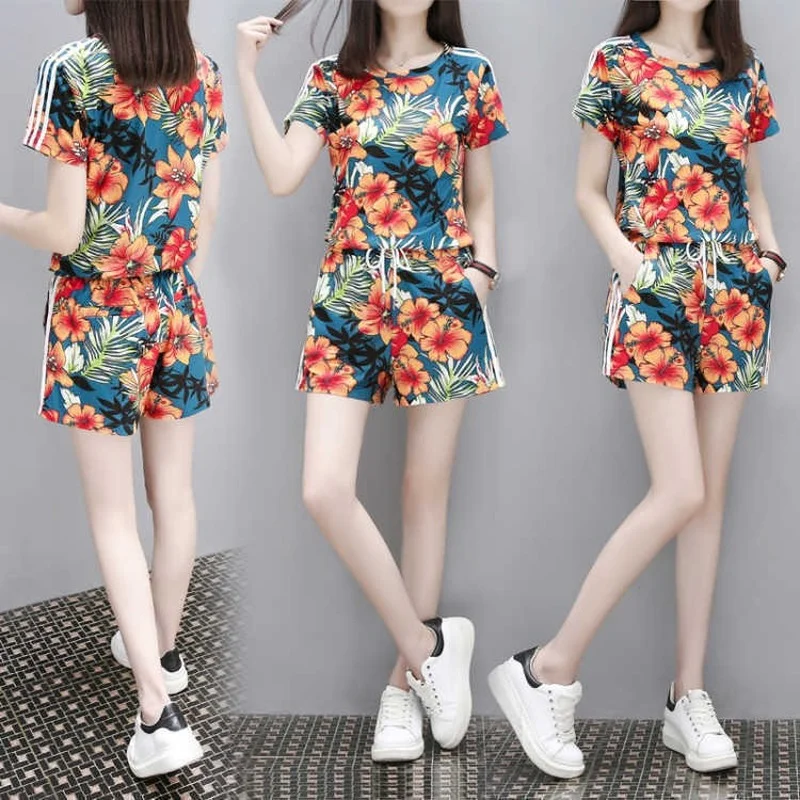 Women Tracksuit Casual Summer New Korean Fashion Loose Short Sleeve Top Shorts Two Piece Set Women's Clothing J541
Women Tracksuit Casual Summer New Korean Fashion Loose Short Sleeve Top Shorts Two Piece Set Women's Clothing J541