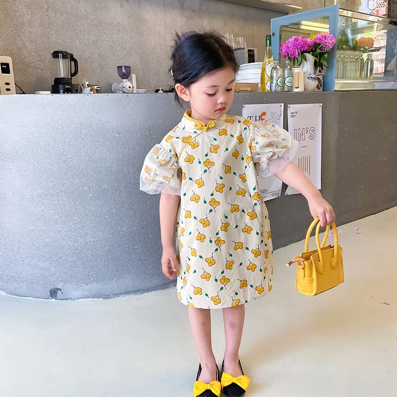 Girls' cheongsam dress 2021 new summer dress little girl summer Hanfu Tang suit puff sleeve children's foreign dress
Girls' cheongsam dress 2021 new summer dress little girl summer Hanfu Tang suit puff sleeve children's foreign dress