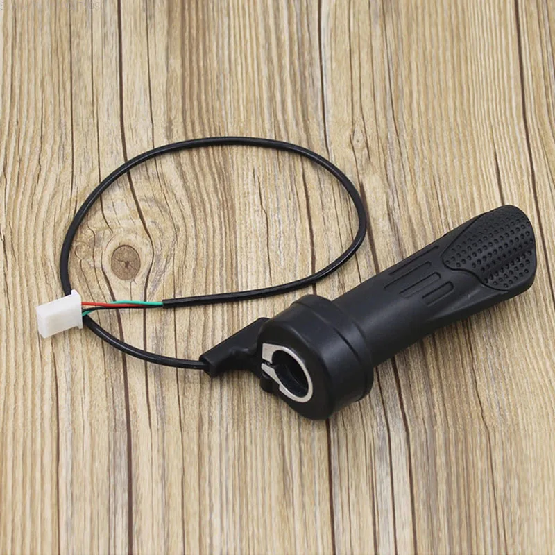 Wire Throttle Grip for Electric Scooter Bike E-bike Handlebar High Grade 3 Speed Mode Electric Motorcycles Parts Accessories B
Wire Throttle Grip for Electric Scooter Bike E-bike Handlebar High Grade 3 Speed Mode Electric Motorcycles Parts Accessories B