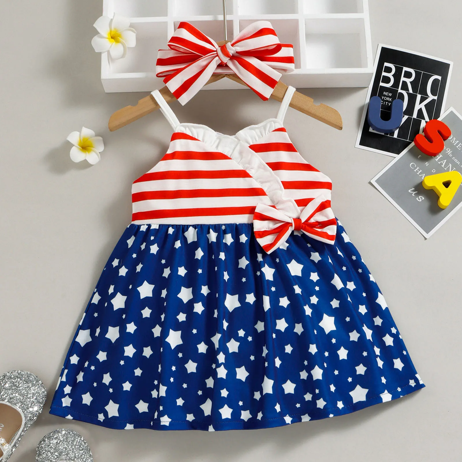Toddler Girls Sleeveless Independence Day Stars Striped Printed Dress 4th Of July Kids Ruffles Bowknot White Dress for Kids
Toddler Girls Sleeveless Independence Day Stars Striped Printed Dress 4th Of July Kids Ruffles Bowknot White Dress for Kids