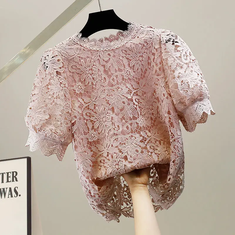 VANOVICH 2022 Summer New Fashion Temperament Crocheted Hollow Lace Puff Sleeve Pullover Short-sleeved Top Casual Slim Top
VANOVICH 2022 Summer New Fashion Temperament Crocheted Hollow Lace Puff Sleeve Pullover Short-sleeved Top Casual Slim Top