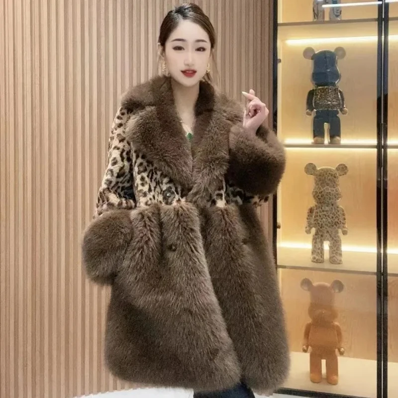 2023 Winter Female Large Fur Collar Leopard Coat Women's Outerwear Loose Warm Thickened Fur Parka Shearling Fur Jacket
2023 Winter Female Large Fur Collar Leopard Coat Women's Outerwear Loose Warm Thickened Fur Parka Shearling Fur Jacket