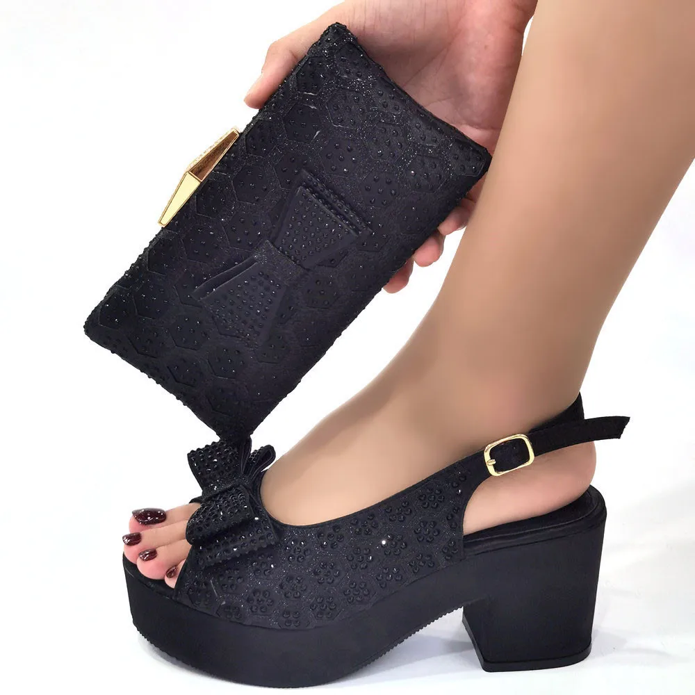 Italian design Black Color Shoes and Bag for Women African Ladies Shoes and Bag Set Decorated with Rhinestone Metal Decoration
Italian design Black Color Shoes and Bag for Women African Ladies Shoes and Bag Set Decorated with Rhinestone Metal Decoration