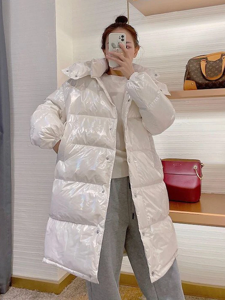 KBAT 2022 Glossy Parka White Duck Down Coat Women Thick Winter Hooded Loose Long Jacket Female Windproof Rainproof Warm Outwear
KBAT 2022 Glossy Parka White Duck Down Coat Women Thick Winter Hooded Loose Long Jacket Female Windproof Rainproof Warm Outwear