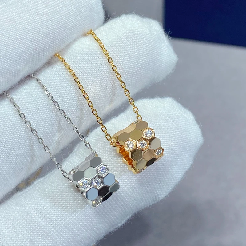 Цепочка с подвеской в виде пчелы My Love Nest соты для женщин дизайнерские ювелирные изделия вращающаяся цепочка Роскошная Готическая Милая под... 
Цепочка с подвеской в виде пчелы My Love Nest соты для женщин дизайнерские ювелирные изделия вращающаяся цепочка Роскошная Готическая Милая под...