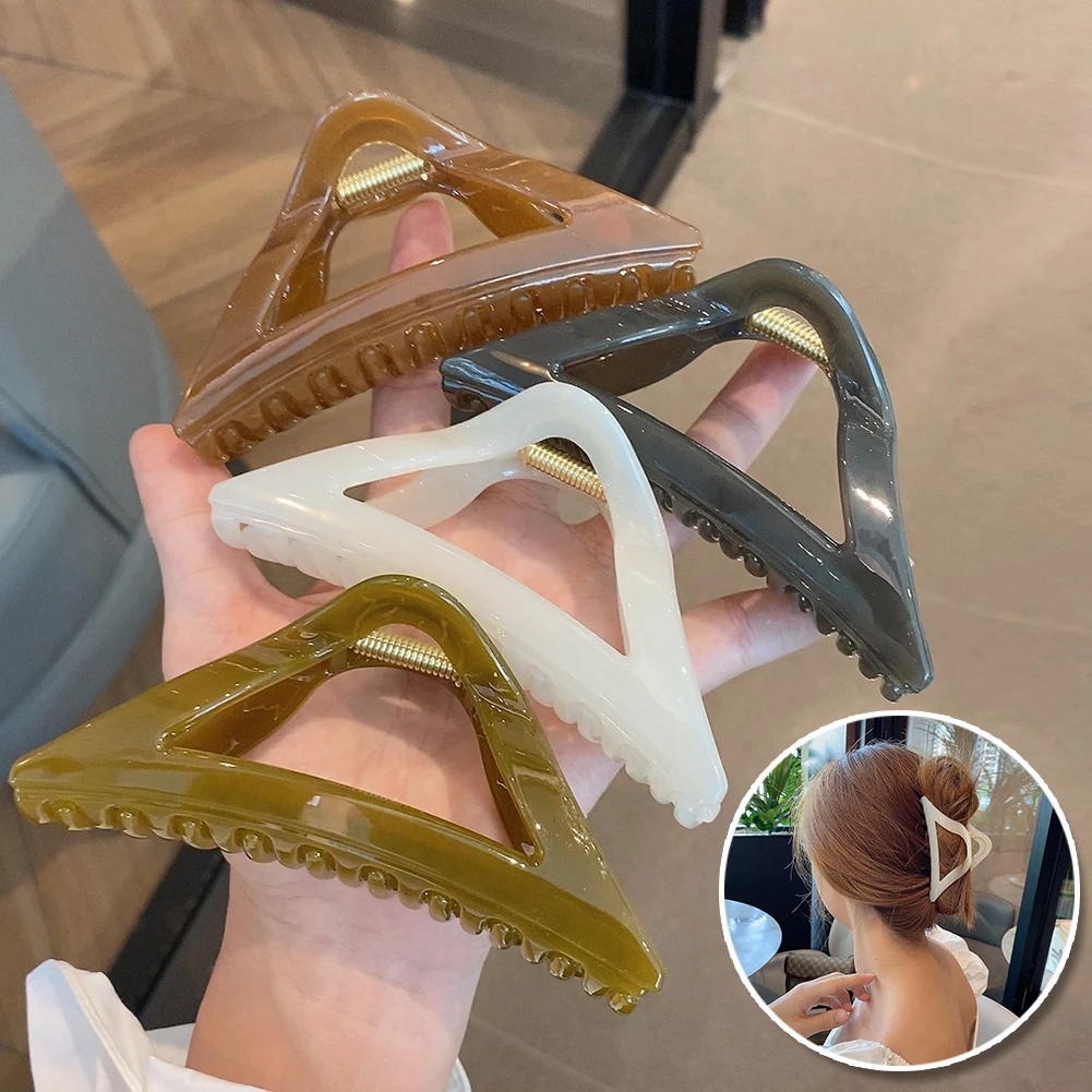 2022 New Triangle Plastic Hair Claw Clip For Women Girls Solid Barrettes Hairpin Crab Ladies Fashion Hair Accessories
2022 New Triangle Plastic Hair Claw Clip For Women Girls Solid Barrettes Hairpin Crab Ladies Fashion Hair Accessories