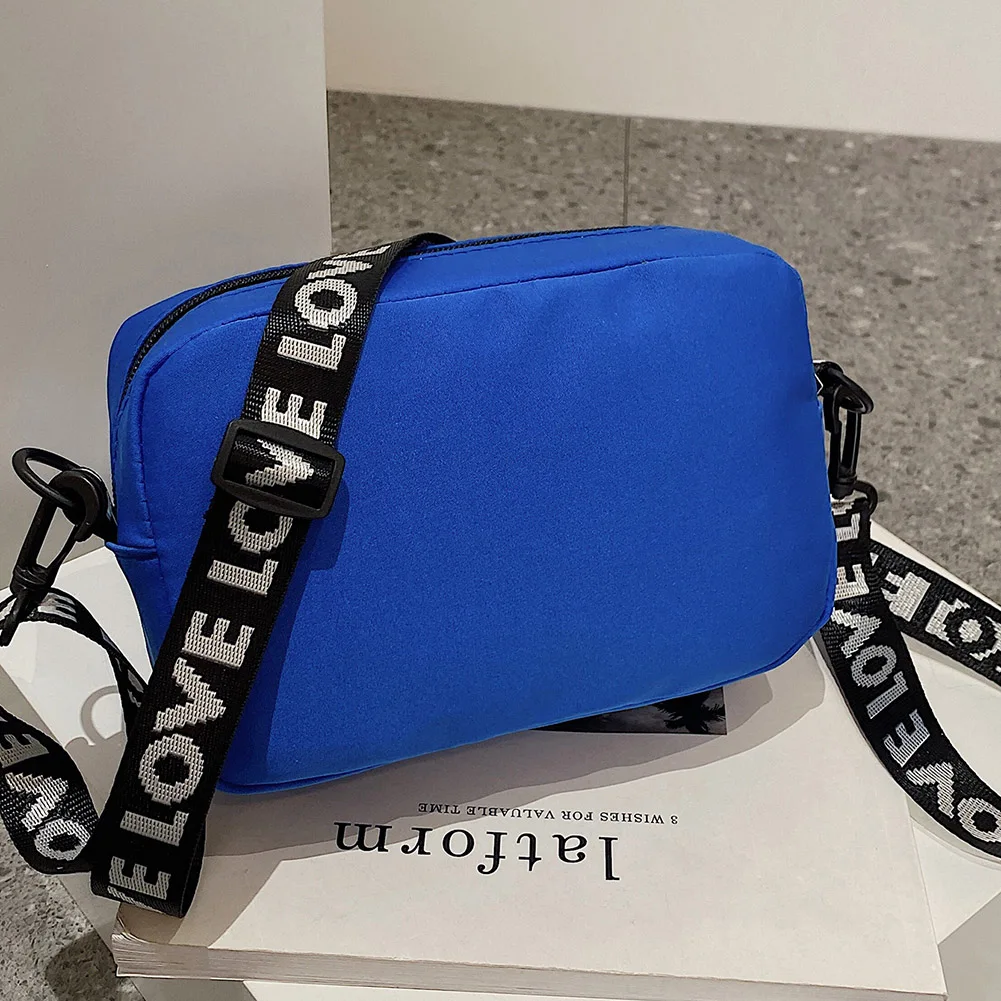 Creative Women Nylon Zipper Bag Lady Small Casual Messenger Bag for Shopping Travel Women Birthday Party Gifts
Creative Women Nylon Zipper Bag Lady Small Casual Messenger Bag for Shopping Travel Women Birthday Party Gifts