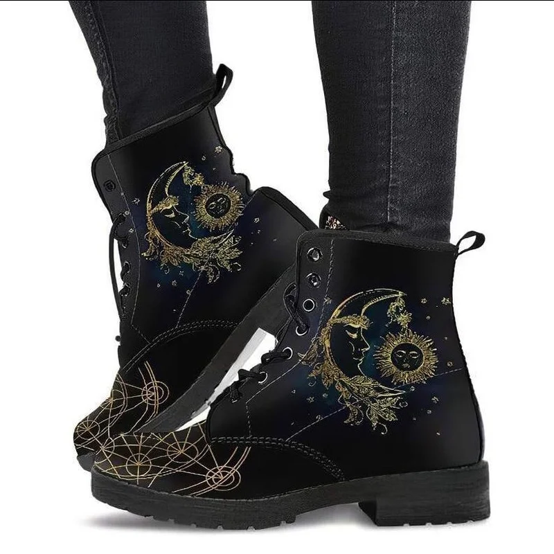 BKQU Women Boots Men's and Women's Autumn Boots Thick-soled Short-tube Women's Shoes Printed High-top Low-heeled Women's Boots
BKQU Women Boots Men's and Women's Autumn Boots Thick-soled Short-tube Women's Shoes Printed High-top Low-heeled Women's Boots