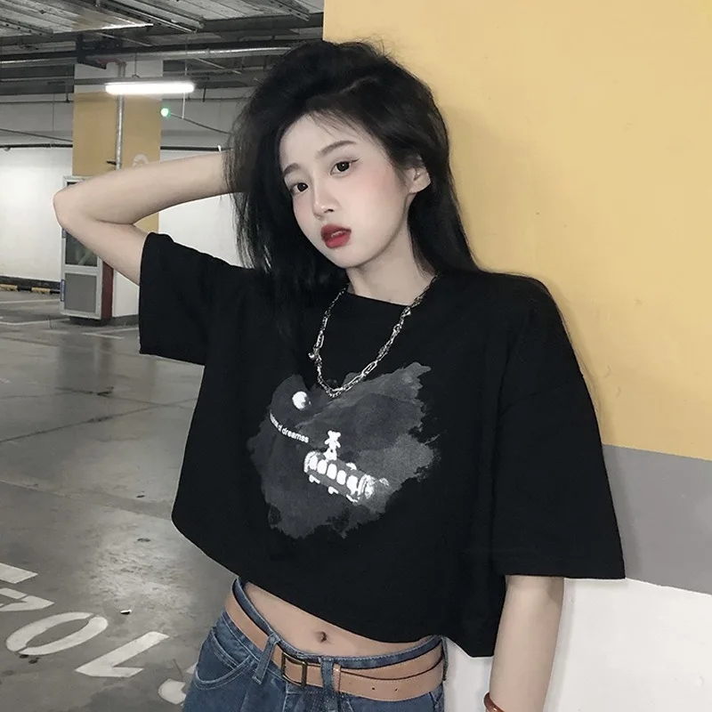 Oversized Shirt Funny Y2K Women Crop Tops Casual Black Femme Navel T-shirt O Neck Short Loose Tee Shirt Summer Streetwear 
Oversized Shirt Funny Y2K Women Crop Tops Casual Black Femme Navel T-shirt O Neck Short Loose Tee Shirt Summer Streetwear