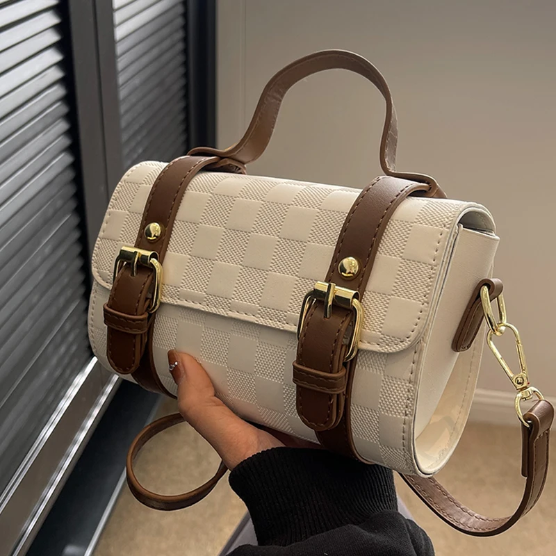 Ins High Quality Winter Women Crossbody/shoulder Bag 2023 New Lamb Plush Lady Small Square Handbag French Korea Style Velvet Bag
Ins High Quality Winter Women Crossbody/shoulder Bag 2023 New Lamb Plush Lady Small Square Handbag French Korea Style Velvet Bag