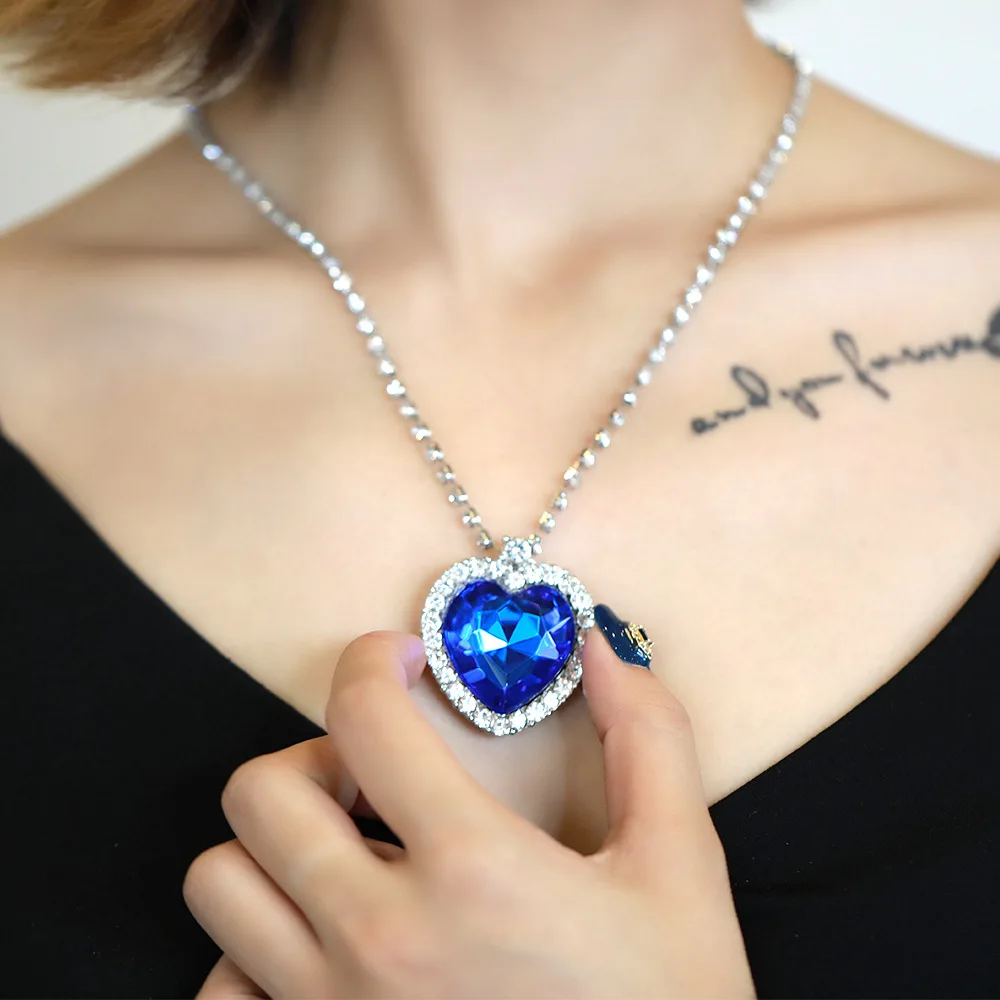 Ocean Heart Large Crystal Love Pendant Necklace Ladies Full Rhinestone Fashion Wedding Party Love Eternal Jewelry Gift
Ocean Heart Large Crystal Love Pendant Necklace Ladies Full Rhinestone Fashion Wedding Party Love Eternal Jewelry Gift