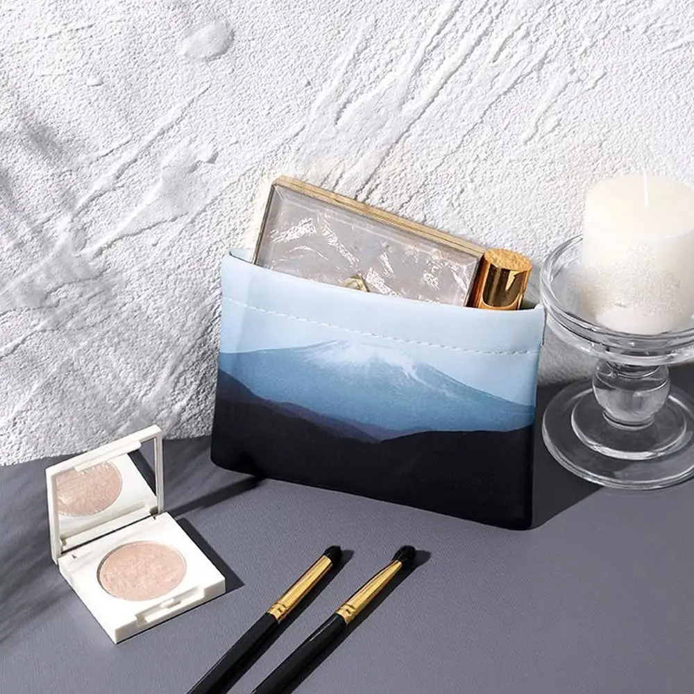 Ins Mini PU Leather Lipstick Coin Purse Mountain Printed Makeup Bag Storage Bag Girls Jewelry Packing Bag
Ins Mini PU Leather Lipstick Coin Purse Mountain Printed Makeup Bag Storage Bag Girls Jewelry Packing Bag
