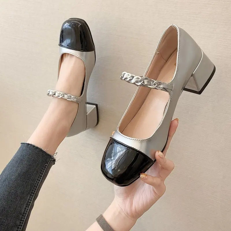 Pearl White Heels Patent Leather Vintage Mary Shoes Low-heel Big Head Buckle Ballet Shoes Mixed Color Crude Heel Women's
Pearl White Heels Patent Leather Vintage Mary Shoes Low-heel Big Head Buckle Ballet Shoes Mixed Color Crude Heel Women's
