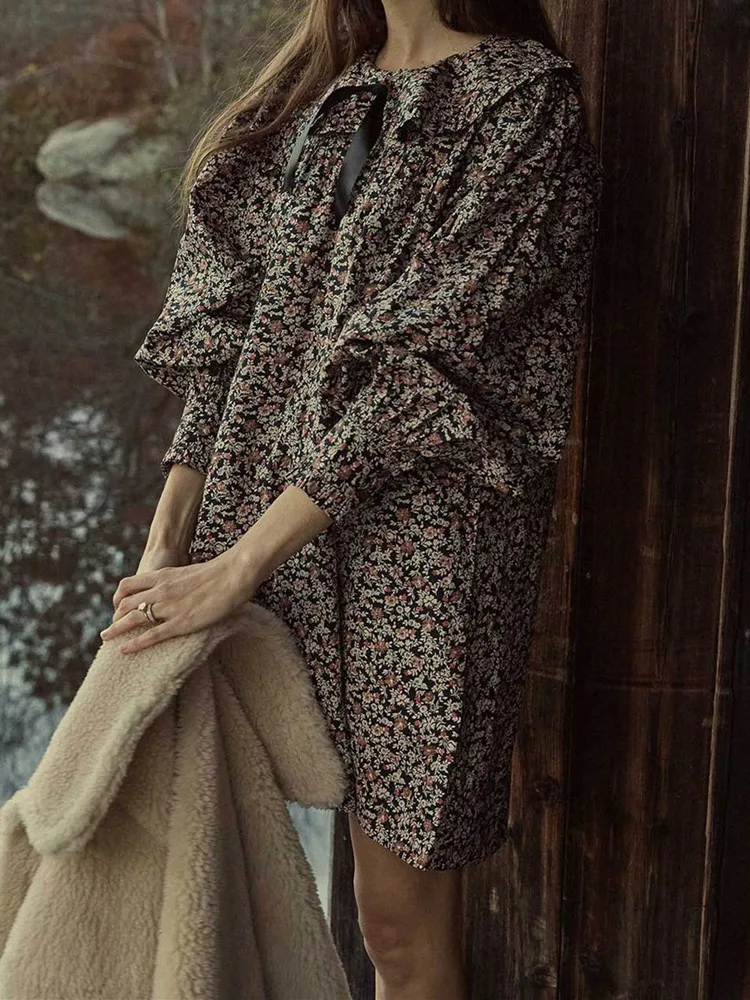 Ruffles Lace-up Floral Printing Women's Robe Peter pan Collar Lantern Sleeve Loose 2022 Spring Summer Female Mini Dress
Ruffles Lace-up Floral Printing Women's Robe Peter pan Collar Lantern Sleeve Loose 2022 Spring Summer Female Mini Dress