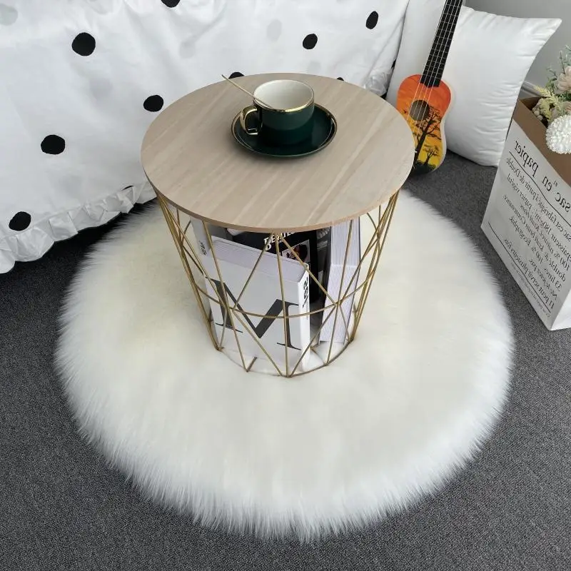 Long Hair Round Carpet Bedroom Bedside Blanket Living Room Round Floor Mat Imitation Wool Chair Cushion Decorative Blanket
Long Hair Round Carpet Bedroom Bedside Blanket Living Room Round Floor Mat Imitation Wool Chair Cushion Decorative Blanket