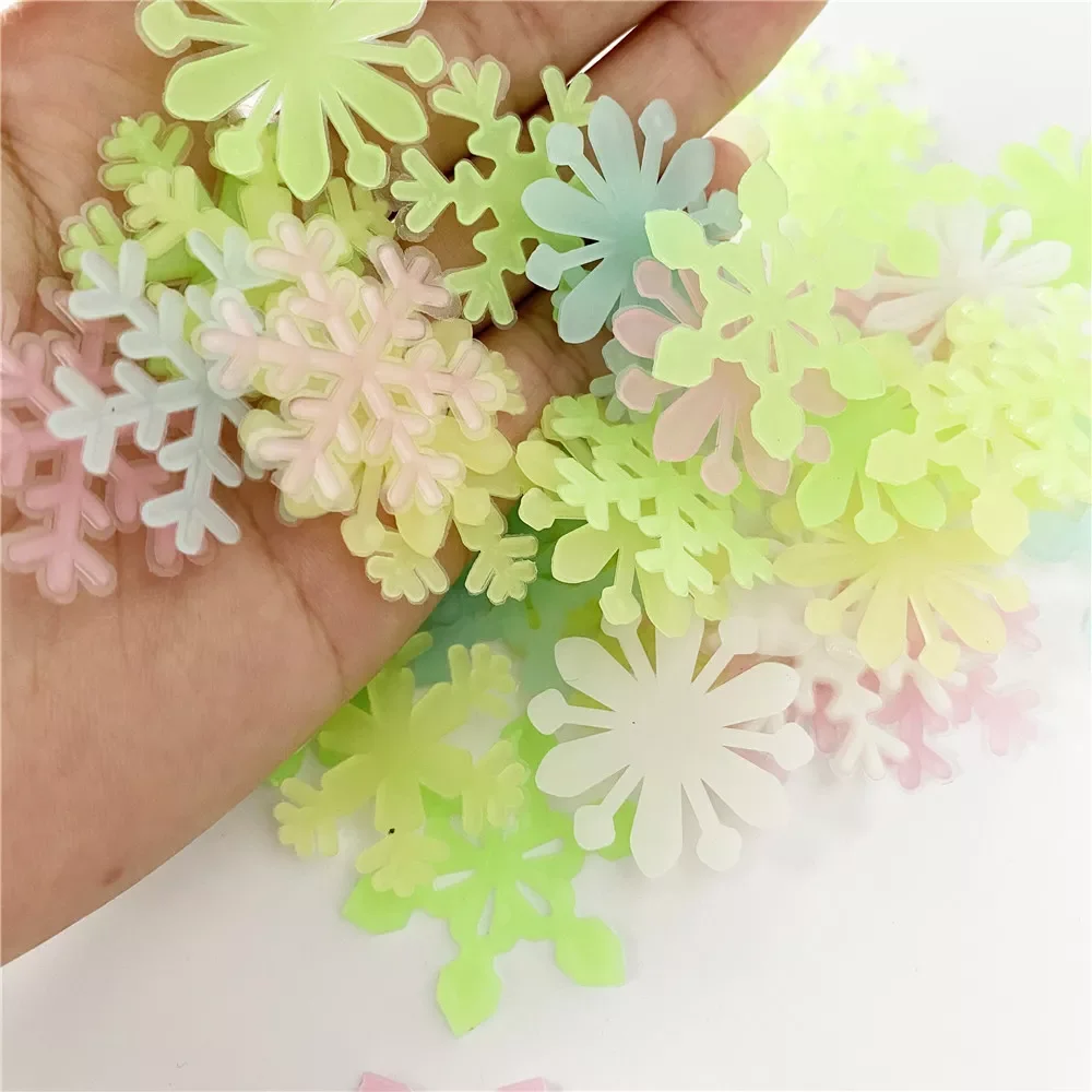 50PCS/Set Colorful Luminous Snowflake Wall Stickers Glow In The Dark Decal for Kids Baby Rooms Bedroom Home Decoration
50PCS/Set Colorful Luminous Snowflake Wall Stickers Glow In The Dark Decal for Kids Baby Rooms Bedroom Home Decoration