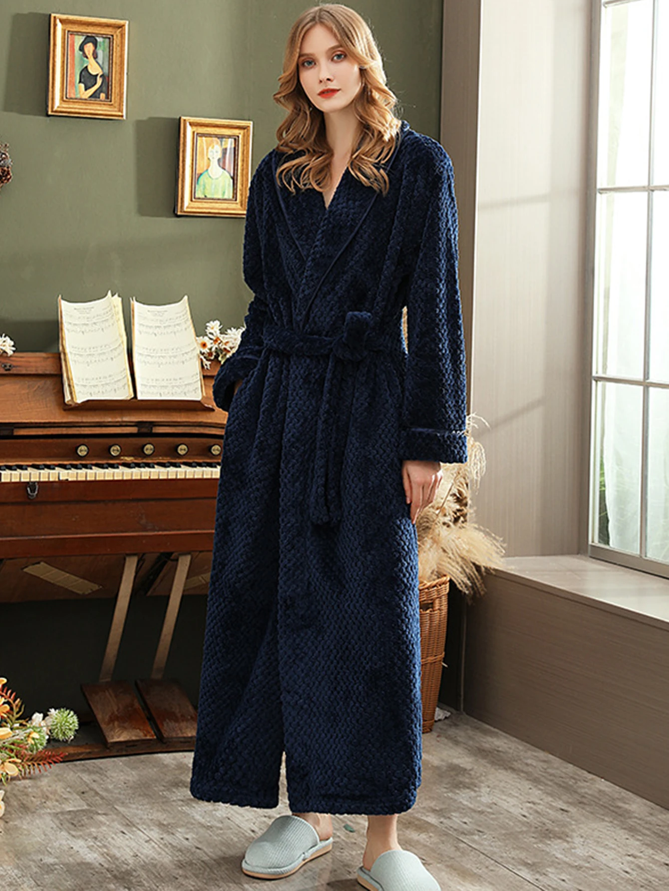 New Thickening Flannel Grown Robe Belt Long Dresses For Women 2022 Long Sleeve Retro Nightgown Sleepwear Bathrobes Women Pajamas
New Thickening Flannel Grown Robe Belt Long Dresses For Women 2022 Long Sleeve Retro Nightgown Sleepwear Bathrobes Women Pajamas