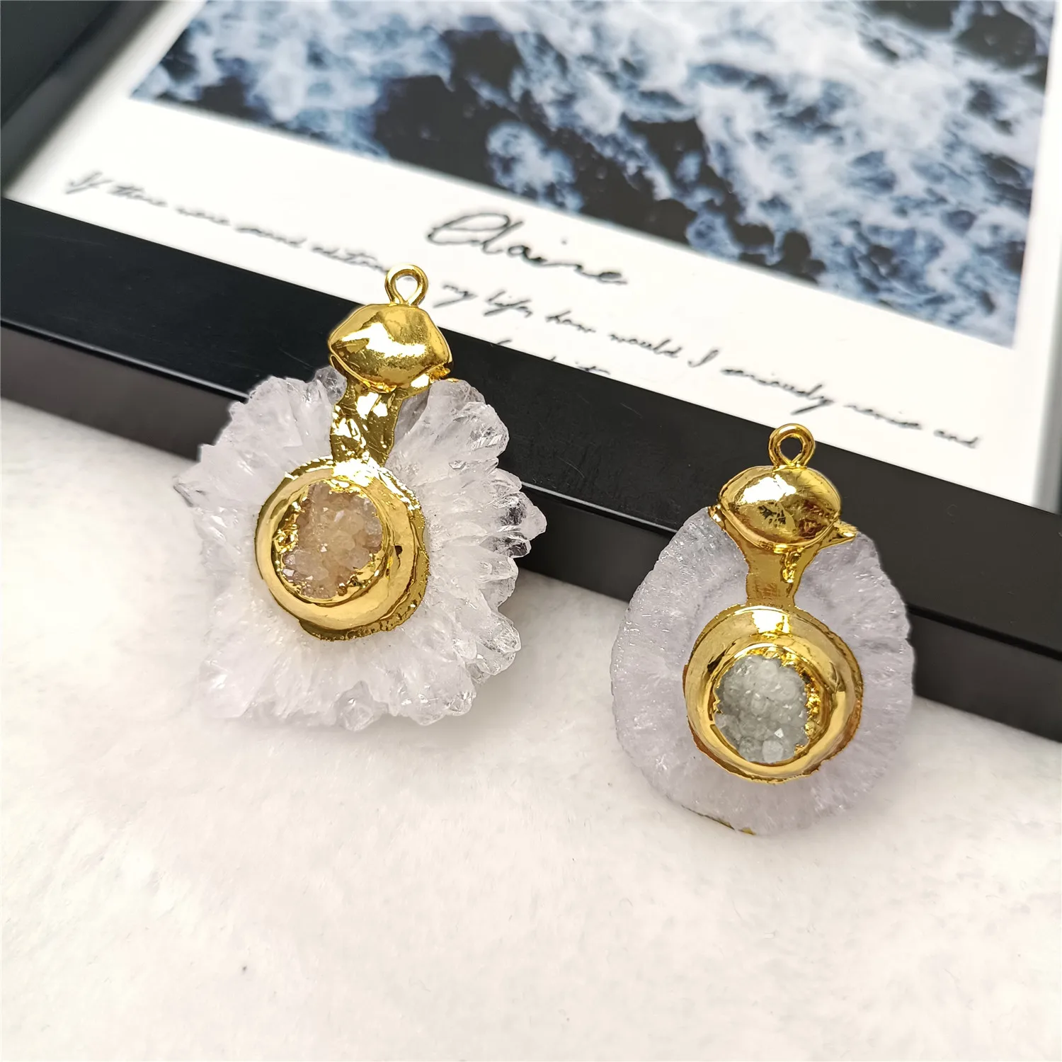 5pcs/batch Natural White Crystal + Crystal Teeth Small Pendant Lady's DIY Earring Jewelry Accessories Wholesale
5pcs/batch Natural White Crystal + Crystal Teeth Small Pendant Lady's DIY Earring Jewelry Accessories Wholesale